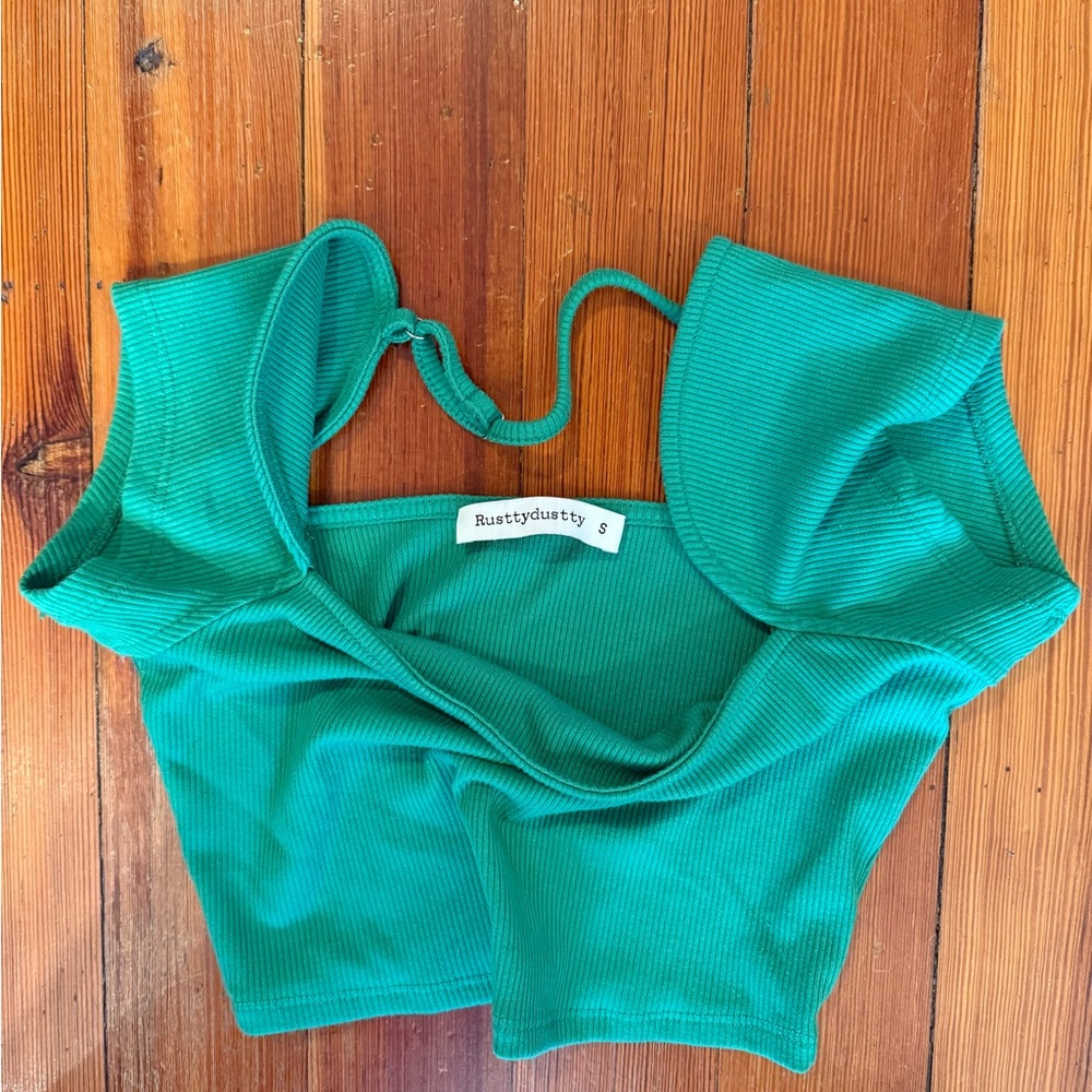 Chic Green Ribbed Crop Top - Picture 3 of 6
